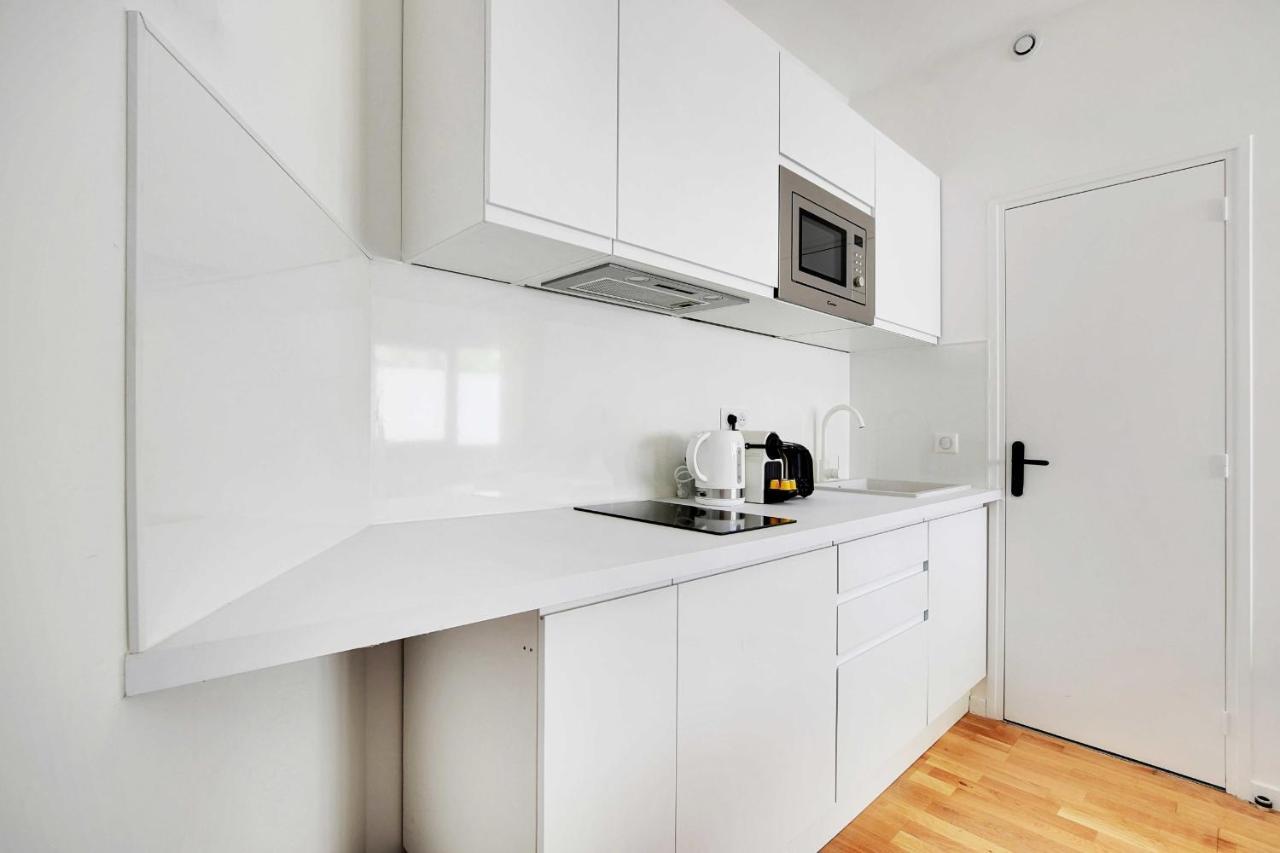 Amazing Apartment-2P-Sacre Coeur-Poissonniers-1 Париж Екстериор снимка