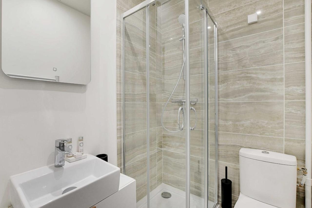 Amazing Apartment-2P-Sacre Coeur-Poissonniers-1 Париж Екстериор снимка
